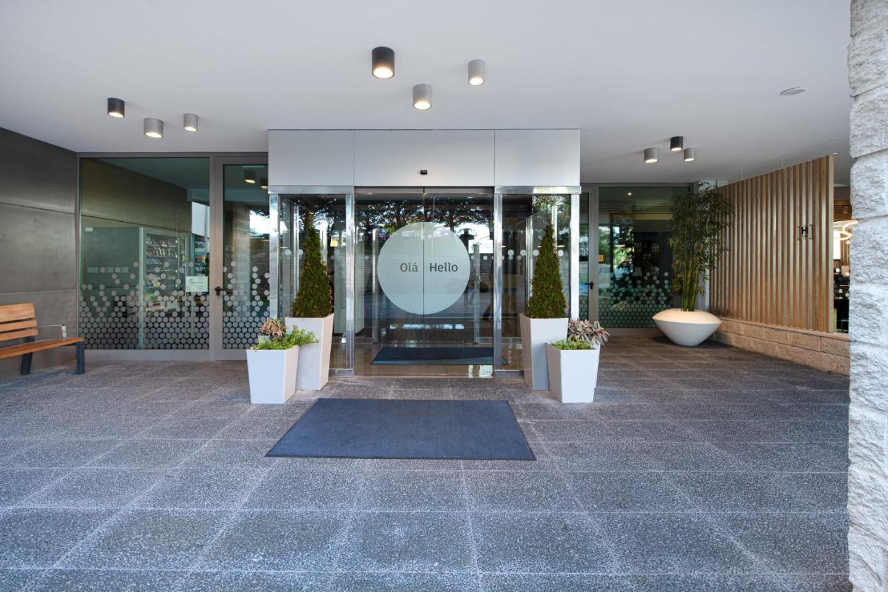 Holiday Inn Express Lisbon Airport By Ihg Portela  Exterior photo